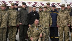 Zelenskyj pokračuje v návšteve oblastí postihnutých vojnou, mal ísť až k ruskej hranici