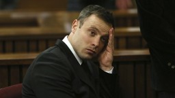 Za vraždu priateľky ho odsúdili na 13 rokov, Pistorius teraz žiada prepustenie
