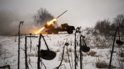 Minimálne úspechy a tisíce obetí. Ruská zimná ofenzíva na Donbase zlyhala, tvrdí Británia