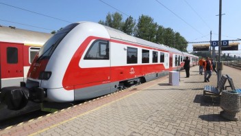 Vlakmi sa najčastejšie cestuje v Bratislavskom a Žilinskom kraji. Koľko ľudí sa nimi prevezie?