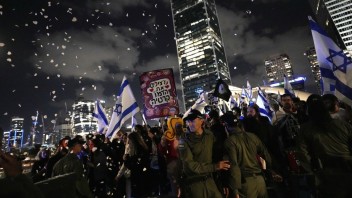 V Izraeli opäť protestovalo 200-tisíc ľudí proti vládnej justičnej reforme