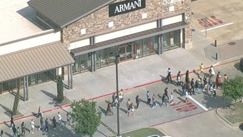 Ozbrojený útok v USA. Strelec v nákupnom centre blízko Dallasu zabil osem ľudí