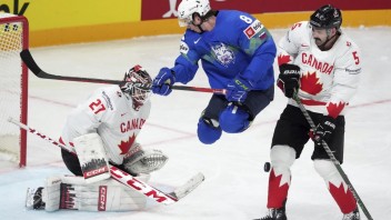 Kanada v zápase so Slovinskom potvrdila pozíciu favorita. Skóre otočila v druhej tretine