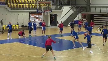 Wrzesiňská a Dudášová sú späť. Basketbalistky začali prípravu na majstrovstvá Európy