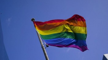 Európsky súd rozhodol: Rumunsko porušuje práva homosexuálnych párov, odmieta uznať ich zväzky