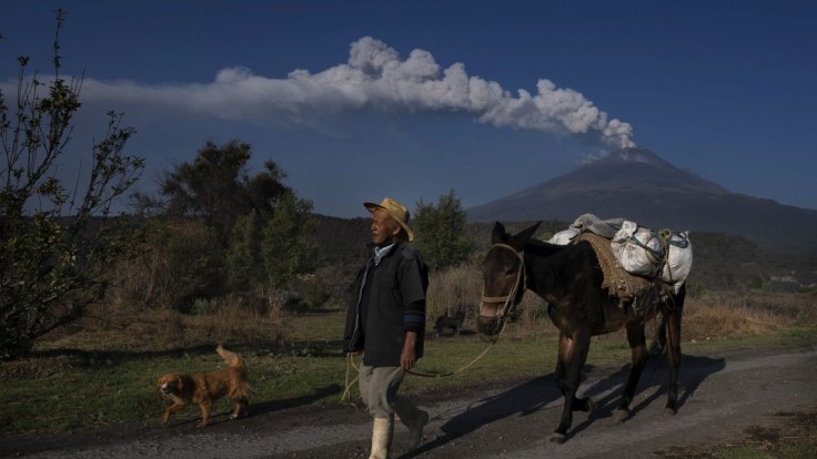 Sopka Popocatepetl ožila. Mexické úrady zvýšili stupeň pohotovosti