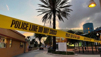 Na Floride došlo k streľbe. Incident si vyžiadal viacero zranených vrátane detí
