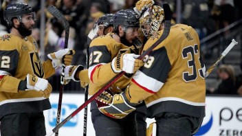 NHL: Golden Knights sa vo finále ujali vedenia, rozhodol obranca Whitecloud