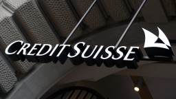 Úplné prebratie Credit Suisse sa blíži. Stať sa tak má už budúci týždeň