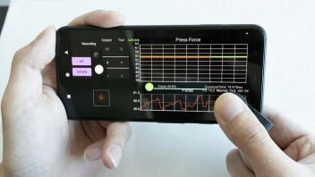 Lacné zariadenie umožní smartfónom kontrolovať krvný tlak