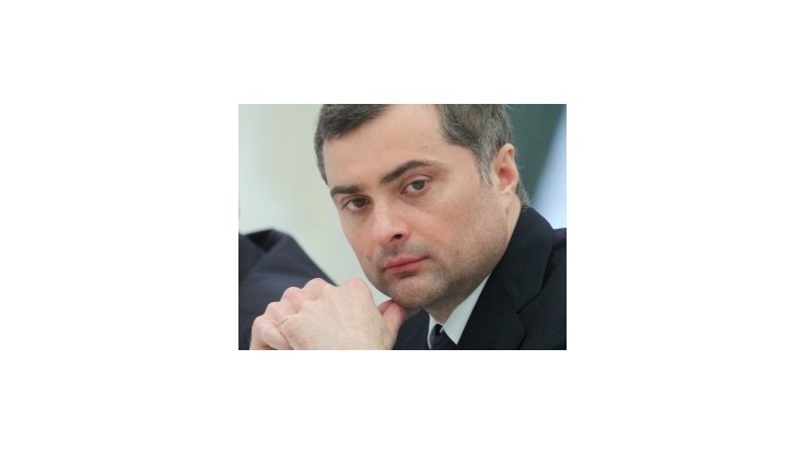 Odstúpil Vladislav Surkov, dlhodobý spoluracovník Vladimira Putina