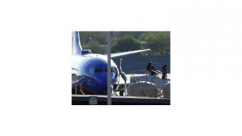 Dopravné lietadlo presmerovali do Phoenixu po vyhrážke bombou