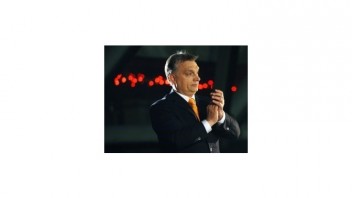 Orbánova koalícia si udrží dvojtretinovú väčšinu