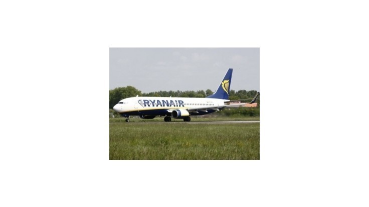 Na londýnskom Stanstede sa zrazili dve lietadlá Ryanairu