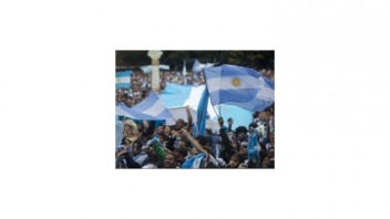 Argentínčanov vítali tisícky fanúšikov, médiá ich chvália