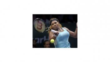 Serena Williamsová i Halepová triumfovali v dvoch setoch