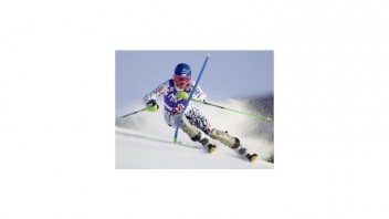 Velez-Zuzulová v slalome v Aare trinásta