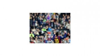 Barcelona na čele tabuľky, Messi dal hetrik