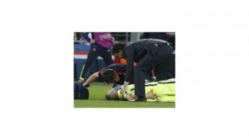 Iniesta sa proti PSG zranil, štart proti Valencii je otázny