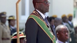 Prezident Zimbabwe prečítal dvakrát ten istý prejav