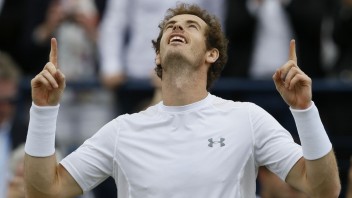 Vo finále ATP Masters v Paríži sa stretne Murray so srbskou svetovou jednotkou