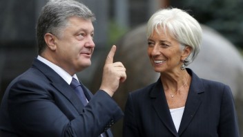 MMF odložil pomoc Ukrajine, čaká na vyjasnenie politickej situácie