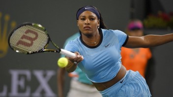 Vo finále v Indian Wells zabojuje Serena proti Azarenkovej