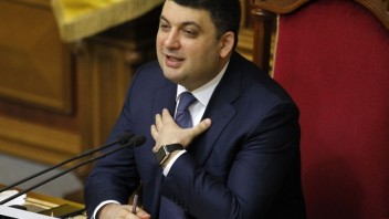 Novým ukrajinským premiérom sa stal Hrojsman, vytvorí ministerstvo pre Donbas