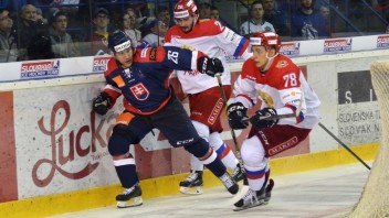 Slováci prehrali s Rusmi aj druhý zápas, podľahli až na nájazdy