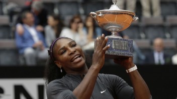Williamsová je víťazkou turnaja v Ríme, zdolala krajanku Keysovú