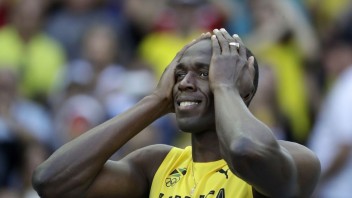 Bolt suverénne postúpil, so štartom však spokojný nebol