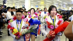 Severokórejskí športovci sa vrátili domov, výkony venovali armáde