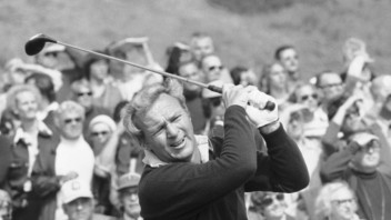 Zomrel legendárny kráľ golfu Arnold Palmer