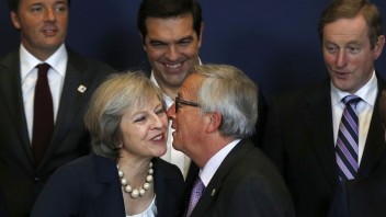 Nerobievajte summity bez nás, žiada Úniu britská premiérka