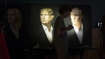 Putin telefonoval s Trumpom, pomenovali spoločného nepriateľa
