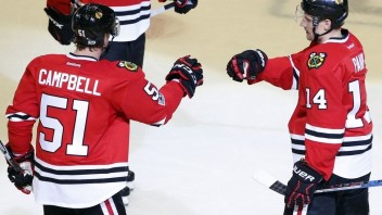 NHL: Pánik a Hossa gólmi výrazne pomohli Chicagu k víťazstvu