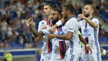 Olympique Lyon podľahol Lille, domácich nepodržal ani Depay