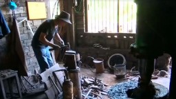 Dedinky odrezané od sveta / Ručne vyrobené woky sú opäť hitom