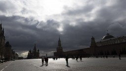 Česko opustili zvyšní vyhostení pracovníci ambasády, vrátili sa do Ruska