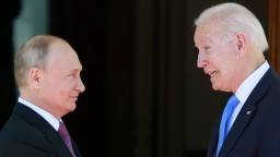 Stretnutie lídrov Bidena a Putina sa začalo, aký výsledok môžeme očakávať?
