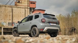 Motoring: Najžiadanejší klenot medzi Daciami a vizionárska Toyota Mirai s nulovými emisiami