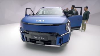 Motoring: EV9 nová vlajková loď Kie a ako zvládajú modely Subaru motokrosovú trať