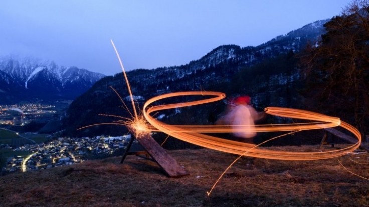 switzerland-tradition-47274-e7c48c7686ff4f75b46376a670fee896_0a000002-8196-f4d7.jpg