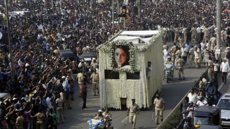 india-actress-death-20741-4fa115a4a70a4b7189b93008b4a78fe9_7f000001-2f24-2e5e.jpg