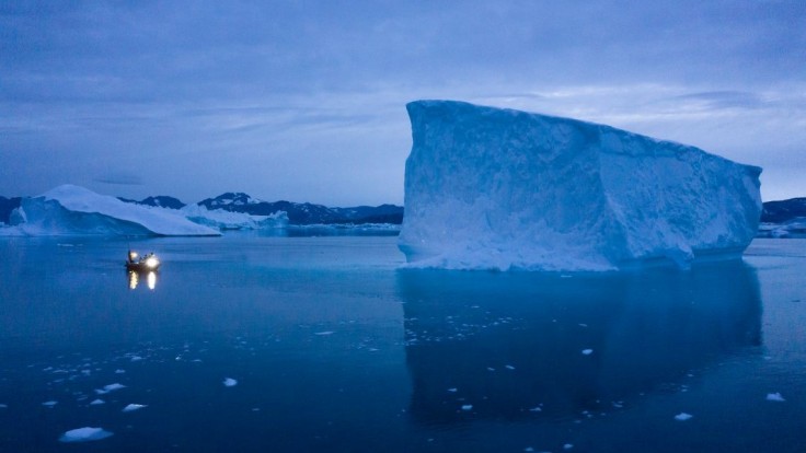 Topenie ľadovcov v Grónsku bolo v poslednom desaťročí omnoho rýchlejšie