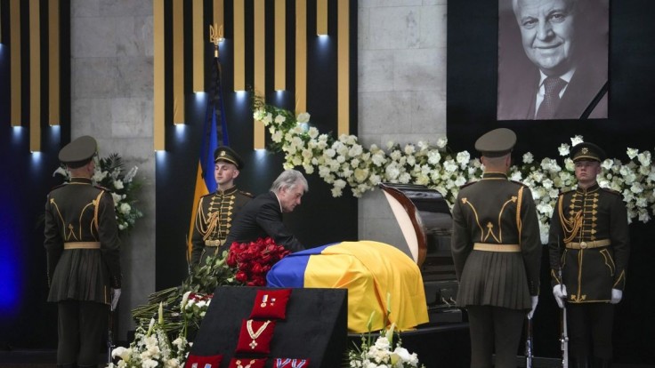 V Kyjeve v utorok pochovali prvého prezidenta nezávislej Ukrajiny Leonida Kravčuka.