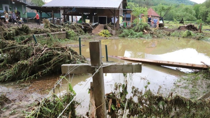 Kokava nad Rimavicou: Silná búrka spôsobila v obci povodeň