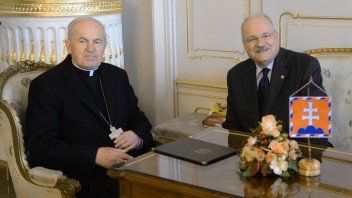 Stretnutie ex-prezidenta Ivana Gašparoviša s kardinálom Tomkom