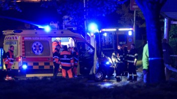 Nehoda na Zochovej ulici v Bratislave