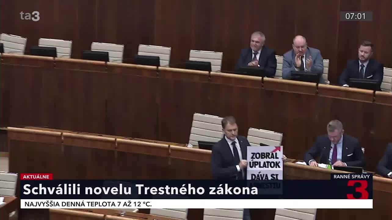 K prezidentke sa po šiestich dňoch dostala novela Trestného zákona.   Ďalší postup oznámi do konca týždňa